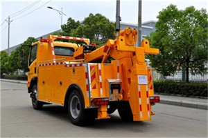 山阴高速路拖车费